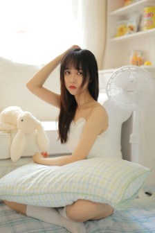 欲火难耐巜少妇